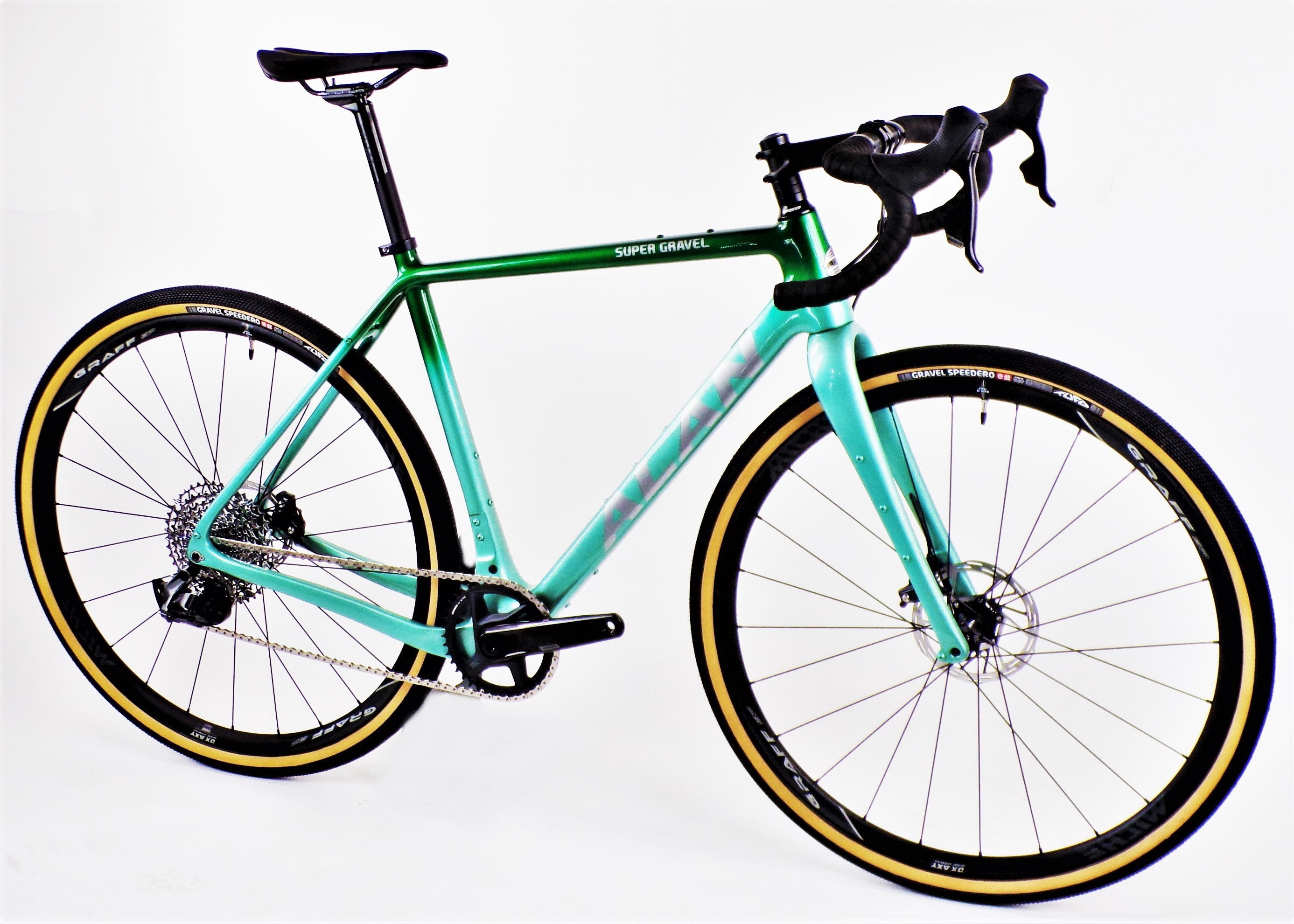 Super Gravel skladem